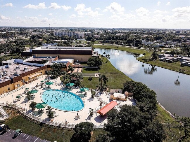 Building Photo - 1014 Radison Lake Ct