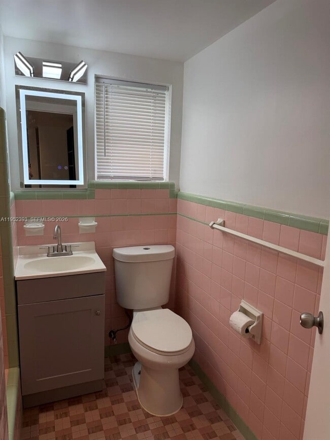 Building Photo - 35 NE 80th Terrace