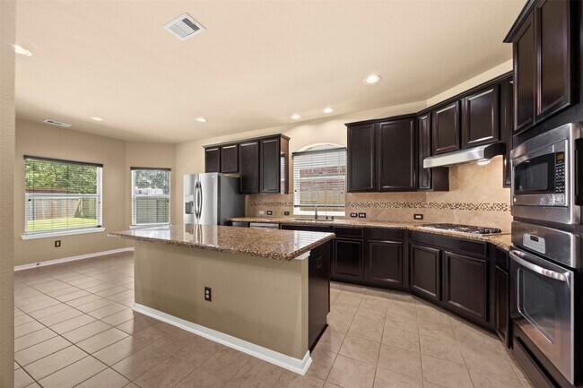 Building Photo - 13938 Sawmill Run Ln