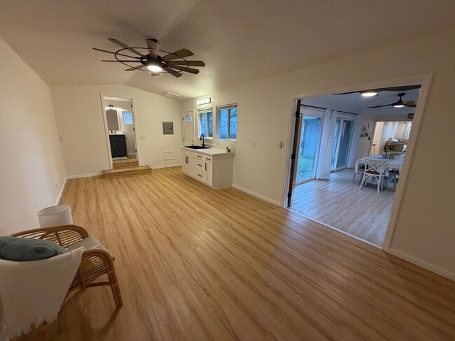 Building Photo - Oceanview Estates Ohana