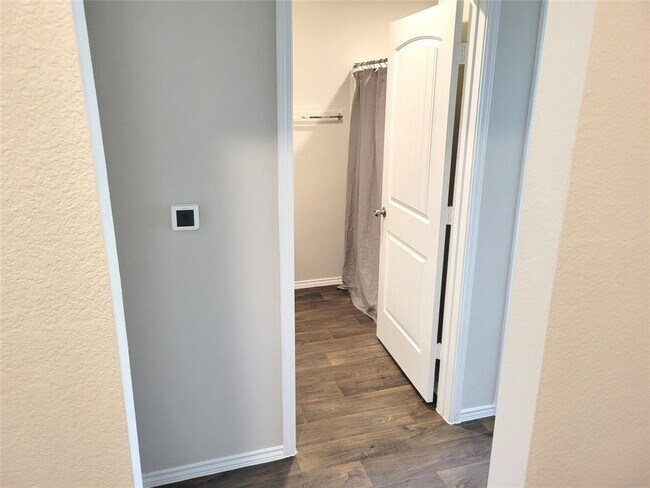 Building Photo - 6012 Brocade Dr