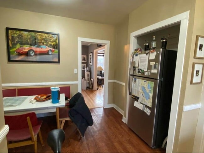 Building Photo - 1 bedroom in Chicago IL 60660