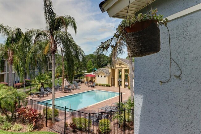 Building Photo - 4004 Foxtail Palm Ct