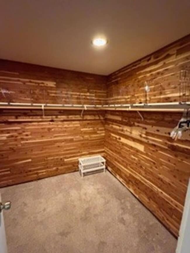 Building Photo - Tahoe Palisades Beauty