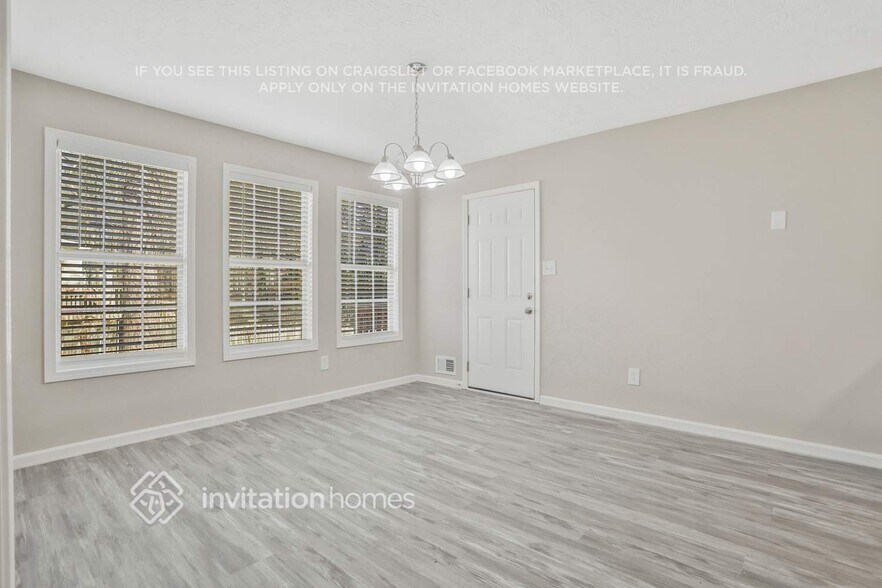 Building Photo - 389 Grove Hill Dr