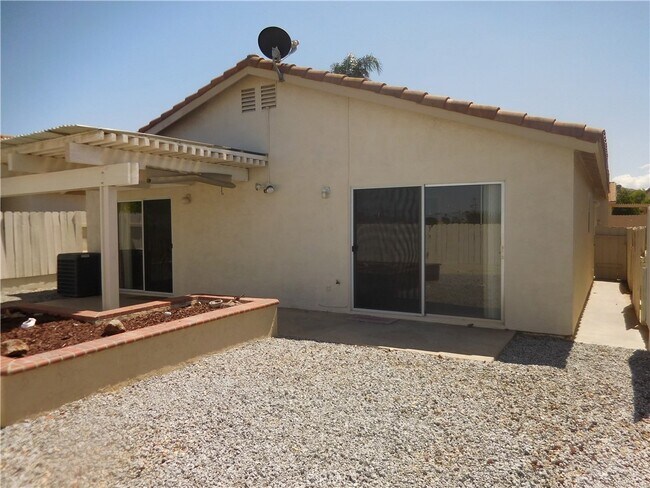 Building Photo - 27456 Alta Vista Way