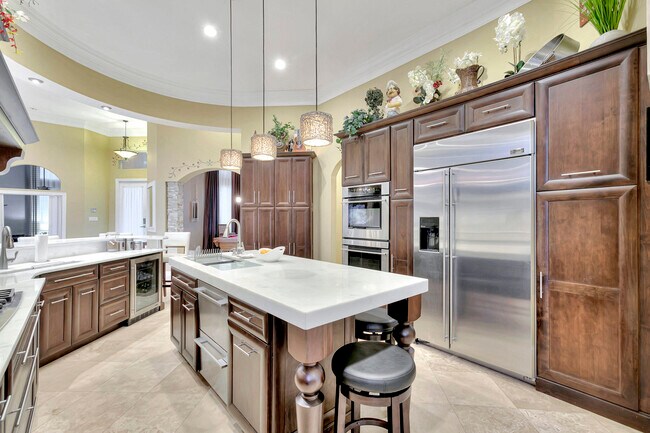 Building Photo - 8205 Woodsmuir Dr
