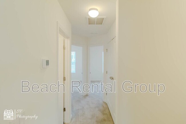 Building Photo - 109 Oxfordshire St