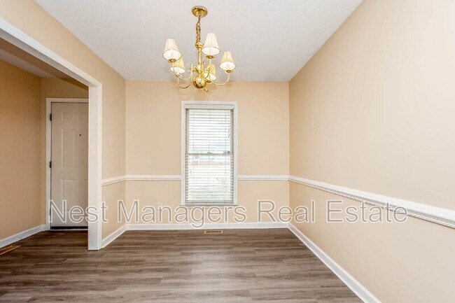 Building Photo - 3813 Constance Rd