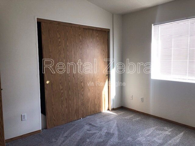 Building Photo - 6702 SE 80th Ave