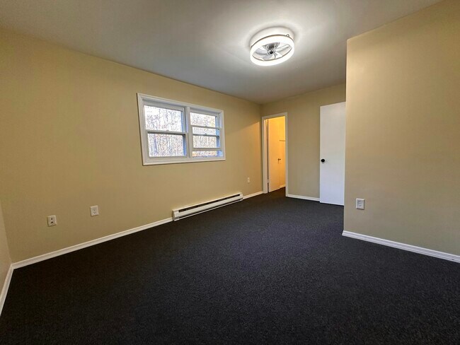 Building Photo - 2412 Winding Way
