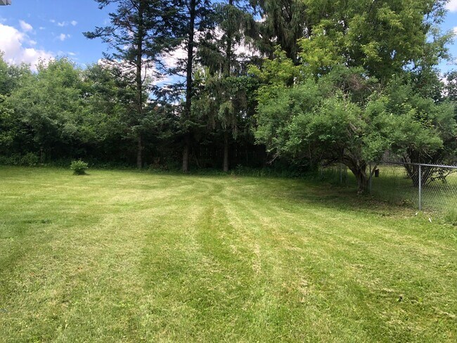 Building Photo - 5227 English Ave