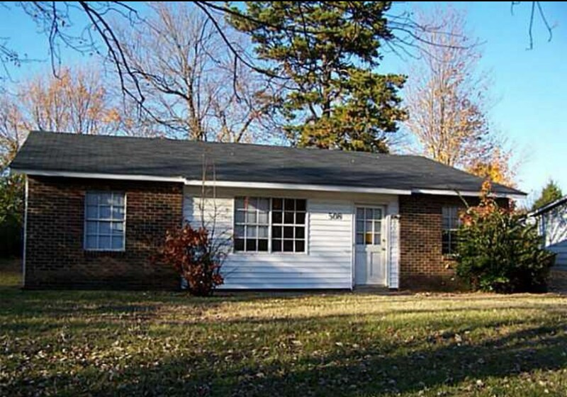 Building Photo - 508 Tipperary Dr