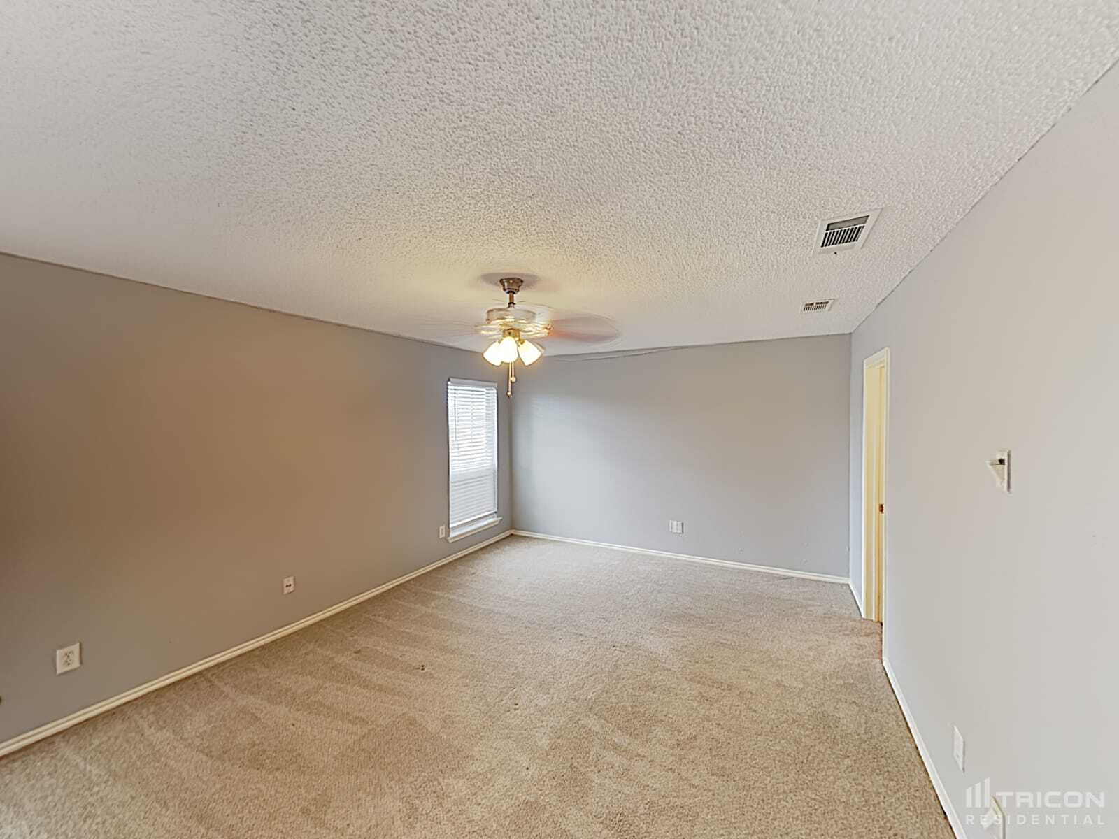 Building Photo - 2821 El Paso Way