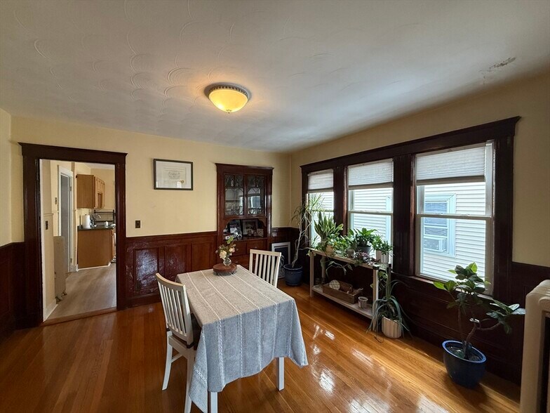 Building Photo - 83 Euston Rd