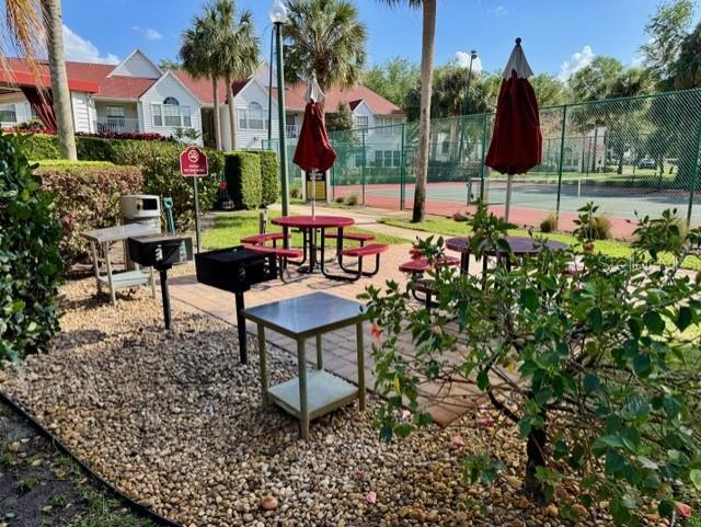 Building Photo - 11562 Westwood Blvd