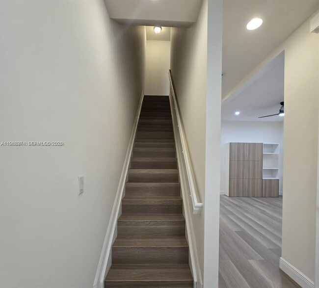 Building Photo - 6959 Long Pine Cir