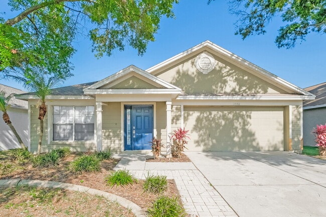 Building Photo - 1540 Chepacket St