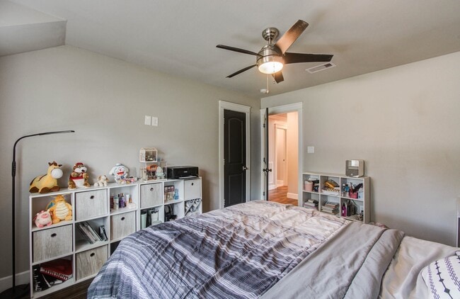 Building Photo - 18006 Bambridge Dr