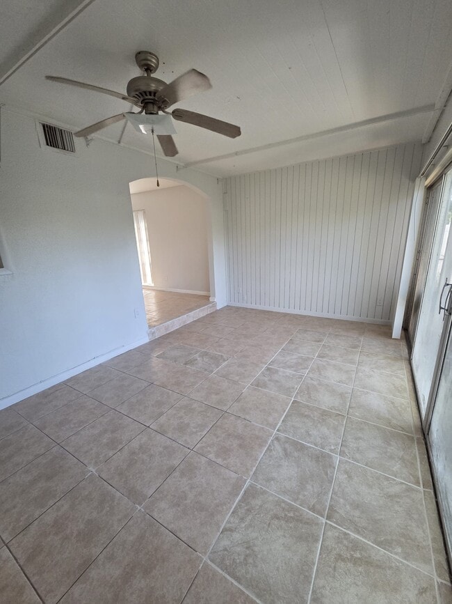 Building Photo - 7003 NW 79th St