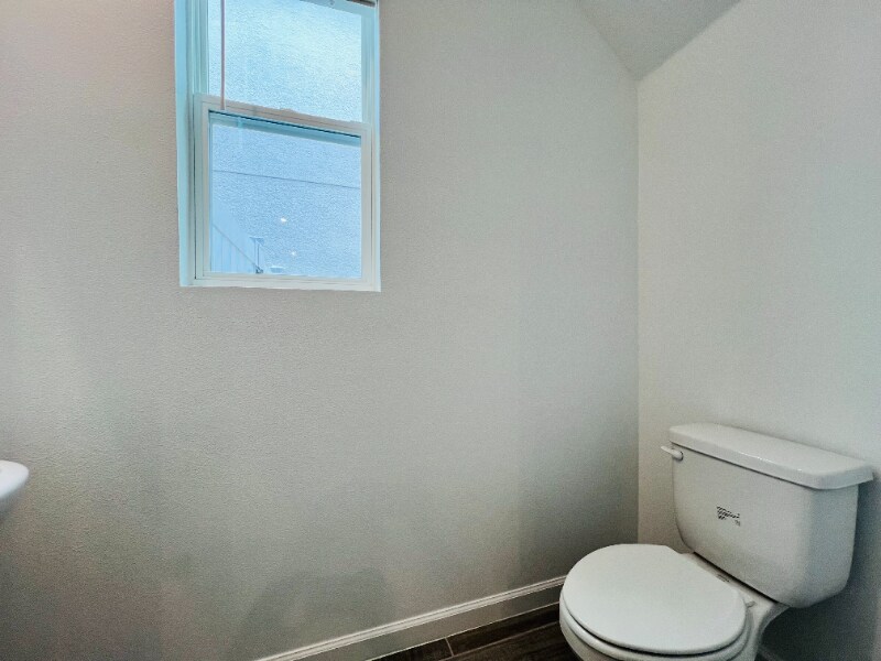 Building Photo - 11616 Sunsail Ave