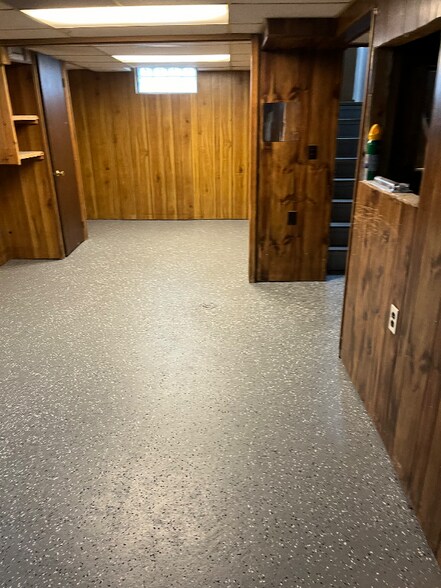 Building Photo - 18860 Poinciana