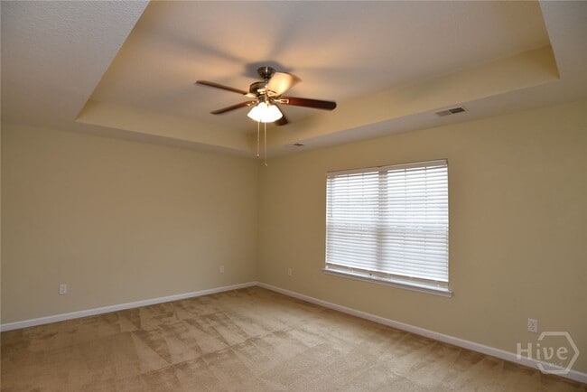 Building Photo - 5 Canyon Oak Loop