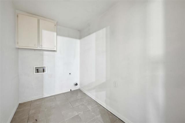 Building Photo - 1661 Juniper Ln