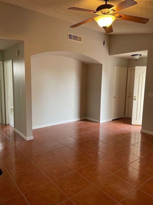 Building Photo - 2BR Cul-de-Sac Home | Private Yard, 2-Car Garage, Move-In Ready