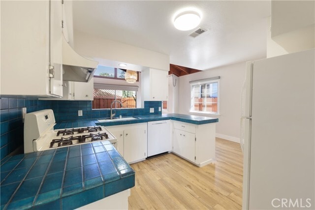 Building Photo - 440 Cress St