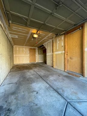 Building Photo - Beautiful 2-Bedroom Townhome in Aurora – Community POOL - Available NOW!