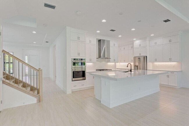 Building Photo - 13559 Artisan Cir