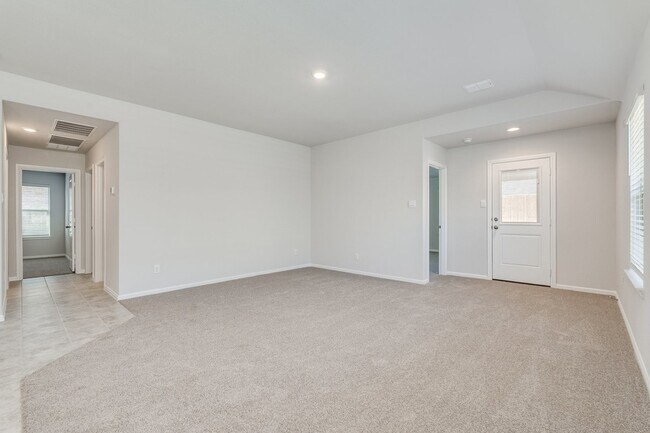 Building Photo - 5808 Piedrosa Ct