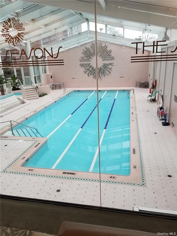 Building Photo - 4 Martine Ave