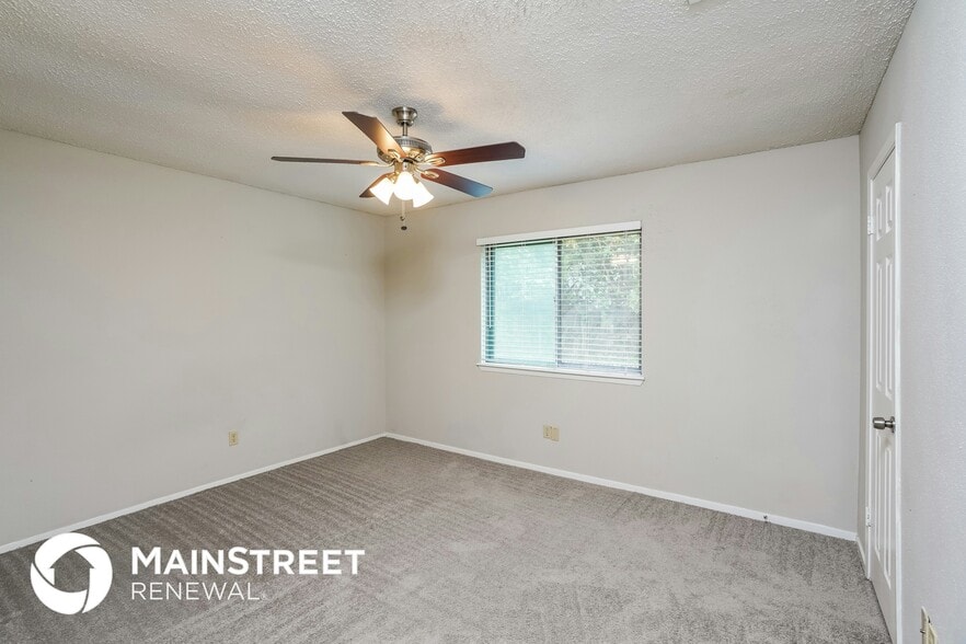 Building Photo - 22511 Leedstown Ln