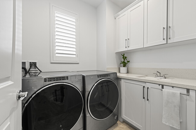 Building Photo - 20847 Acorn Cir