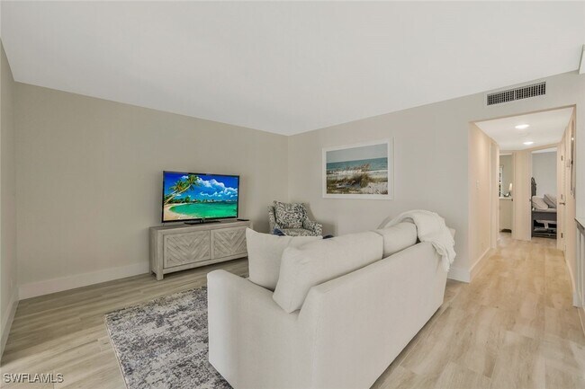Building Photo - 354 Harbour Dr