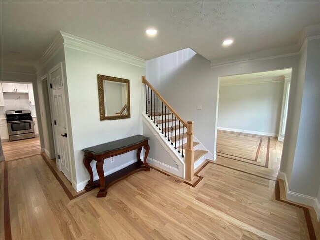 Building Photo - 1855 Big Haynes Ct SW