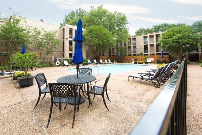 Building Photo - 4647 Wild Indigo St