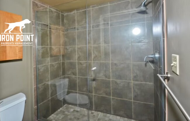 Building Photo - 2399RIVERWALK