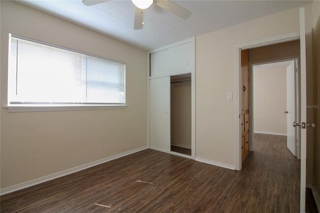 Building Photo - 549 Norfolk Cir