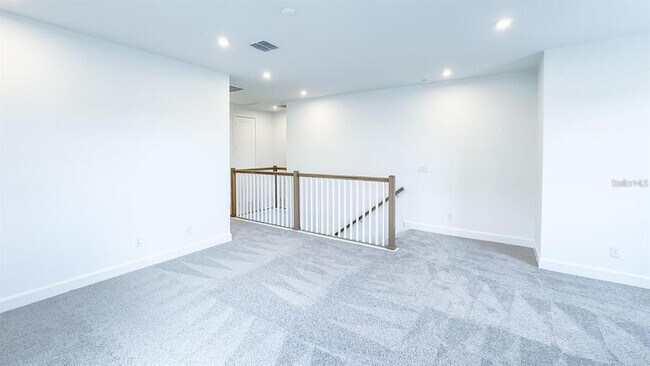 Building Photo - 7453 Estuary Lk Lp