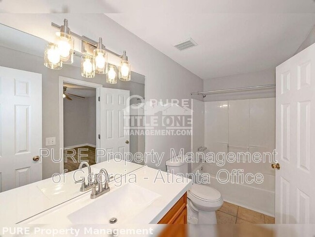 Building Photo - 2394 Leeward Ct