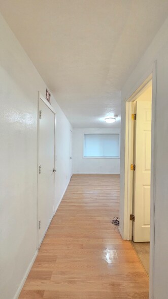 Building Photo - 2307 Tulane St