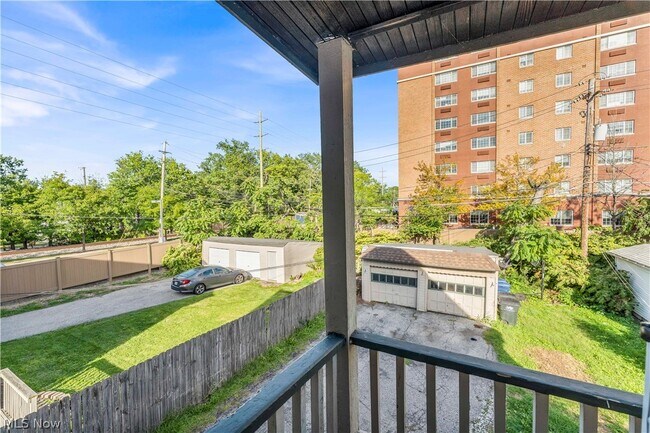 Building Photo - 1347 Marlowe Ave