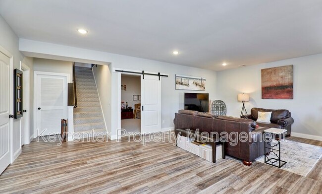 Building Photo - 2453 Grover Ridge Dr