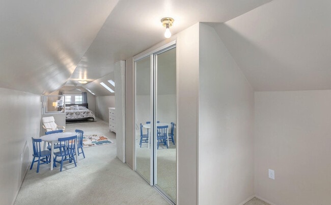 Building Photo - 3258 NE 78th Ave