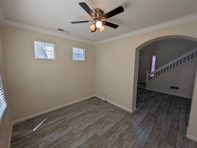 Building Photo - 525 Verduzzo Ct