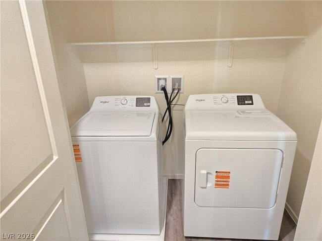 Building Photo - 6079 Cosmos Gdn St