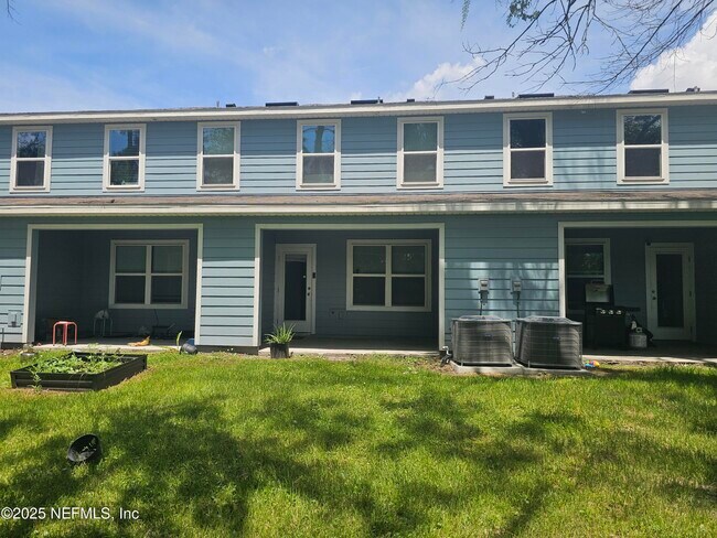 Building Photo - 2550 Sadler Trce Wy